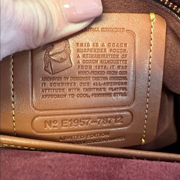 Elegant Pink and Brown Crossbody Bag - Picture 9 of 9